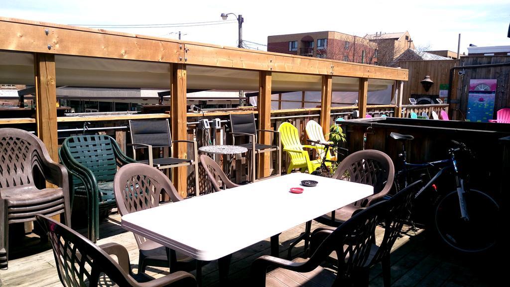 The Only Backpacker'S Inn (Adults Only) Toronto Exterior foto